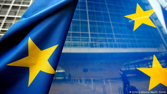 Νέα υπογραφή συνθήκης Βρετανίας-ΕΕ μετά το Brexit